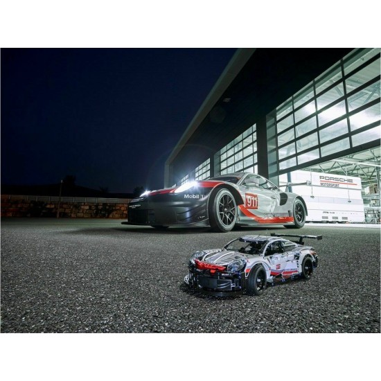 Lego Technic: Porsche 911 RSR για 10+ ετών 42096